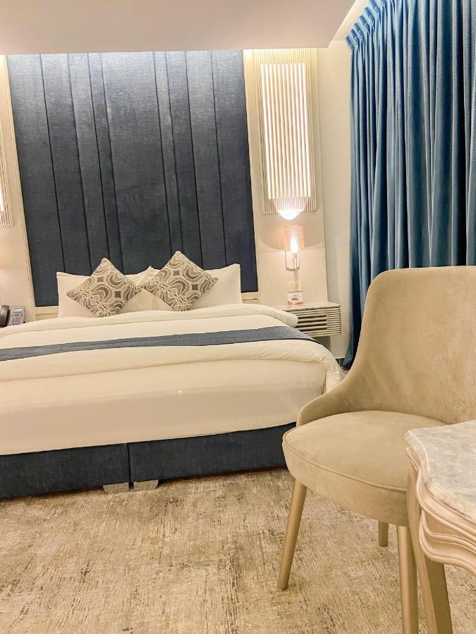Rival Hotel Аман Екстериор снимка