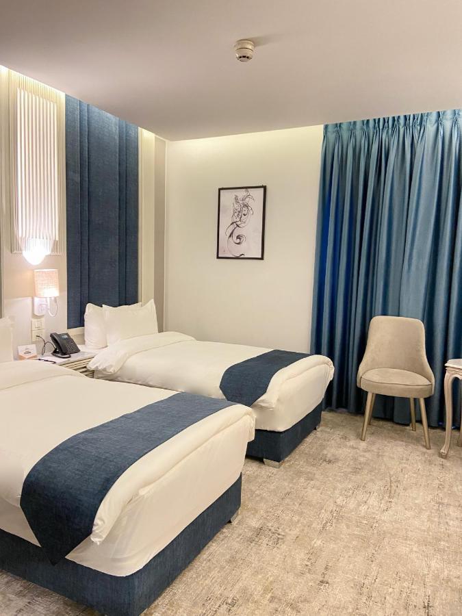 Rival Hotel Аман Екстериор снимка