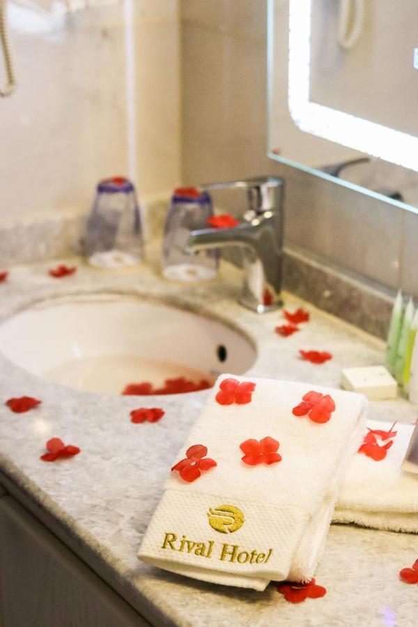 Rival Hotel Аман Екстериор снимка
